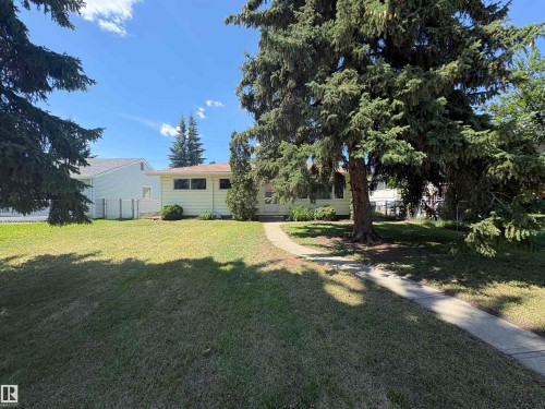 13032 90 Street, Edmonton, AB 