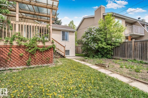 9727 69 Avenue, Edmonton, AB - Outdoor