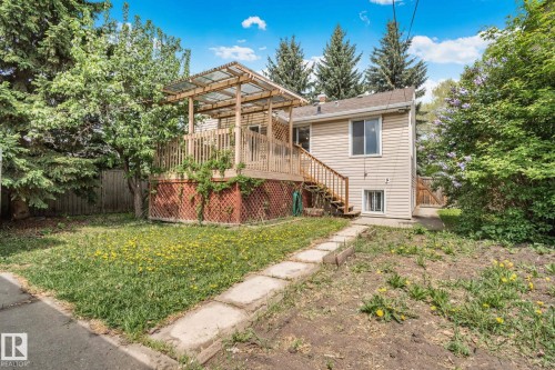 9727 69 Avenue, Edmonton, AB - Outdoor