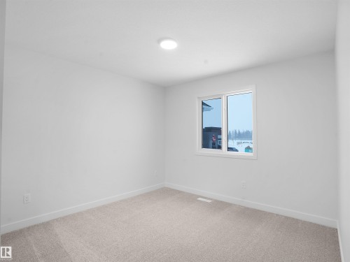 17736 7 Street, Edmonton, AB 