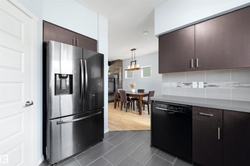 1522 Chapman Way, Edmonton, AB 