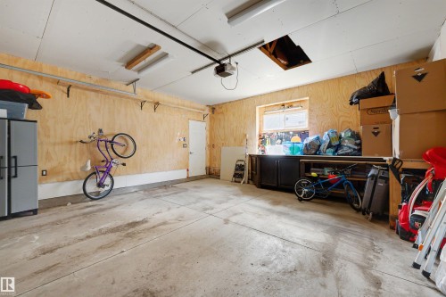 1522 Chapman Way, Edmonton, AB 