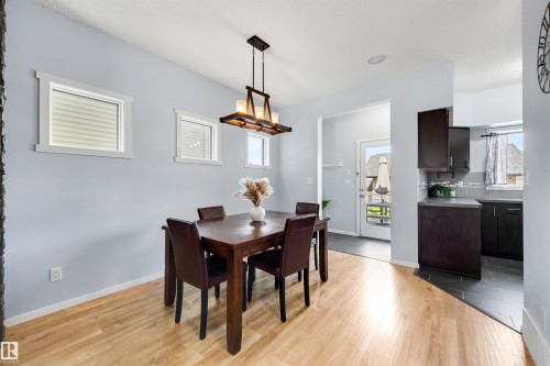 1522 Chapman Way, Edmonton, AB 