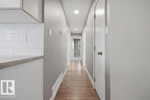 1291 Lakewood Road W, Edmonton, AB 