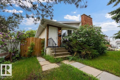 1291 Lakewood Road W, Edmonton, AB 