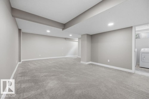 1291 Lakewood Road W, Edmonton, AB 