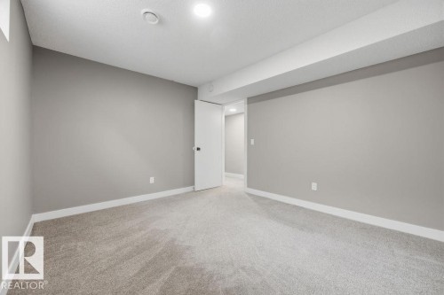 1291 Lakewood Road W, Edmonton, AB 