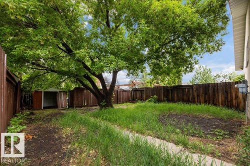 1291 Lakewood Road W, Edmonton, AB 