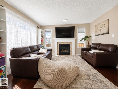 526 173A Street, Edmonton, AB 