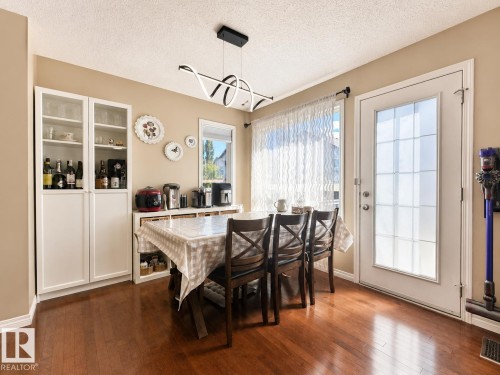 526 173A Street, Edmonton, AB 