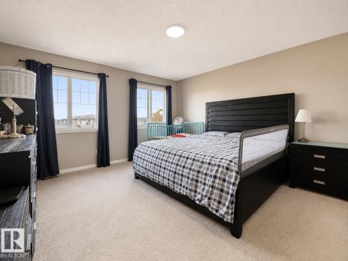 526 173A Street, Edmonton, AB 