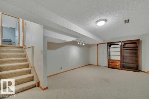 10223 174 Avenue, Edmonton, AB 