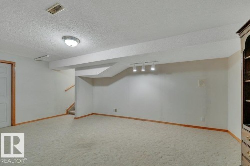 10223 174 Avenue, Edmonton, AB 