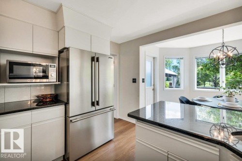 311 Weber Way, Edmonton, AB 