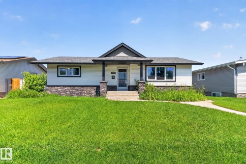 6704 94A Avenue, Edmonton, AB 