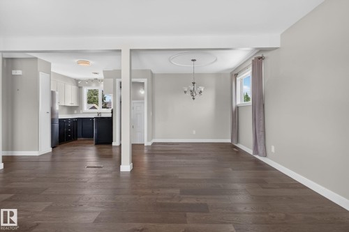 6704 94A Avenue, Edmonton, AB 