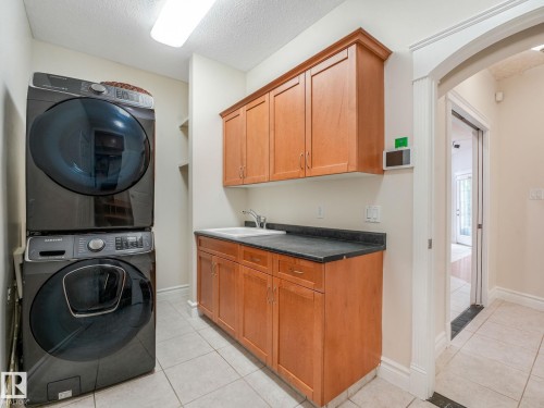 13412 157 Avenue, Edmonton, AB 