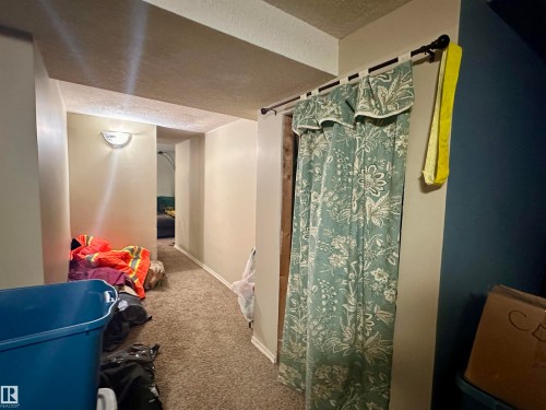 Image quality insufficient for description - 10619 108 Avenue, Westlock, AB - Indoor
