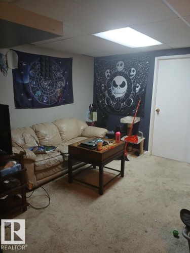 Image quality insufficient for description - 13224 37 Street, Edmonton, AB 