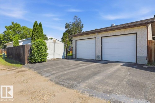 141 Green Ash Drive, Wetaskiwin, AB 