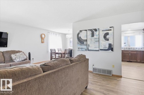 141 Green Ash Drive, Wetaskiwin, AB 