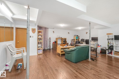 14203 74 Street, Edmonton, AB 