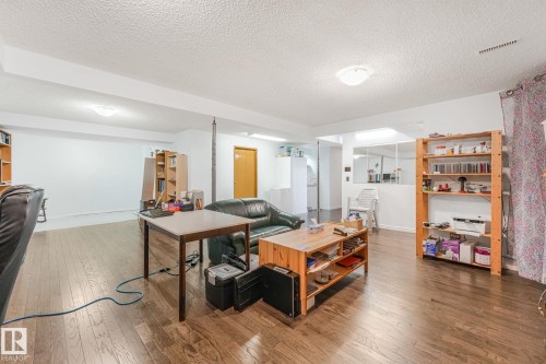 14203 74 Street, Edmonton, AB 
