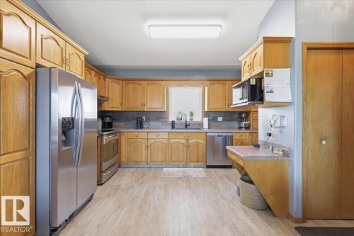 17 Clearwater Crescent, Wetaskiwin, AB 