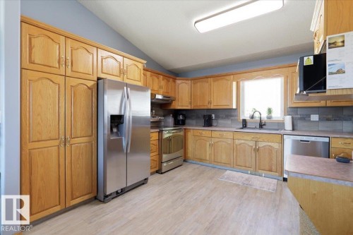 17 Clearwater Crescent, Wetaskiwin, AB 