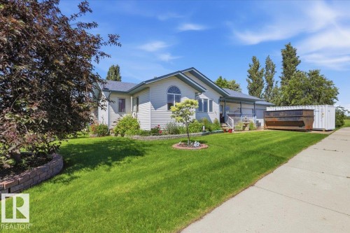 17 Clearwater Crescent, Wetaskiwin, AB 