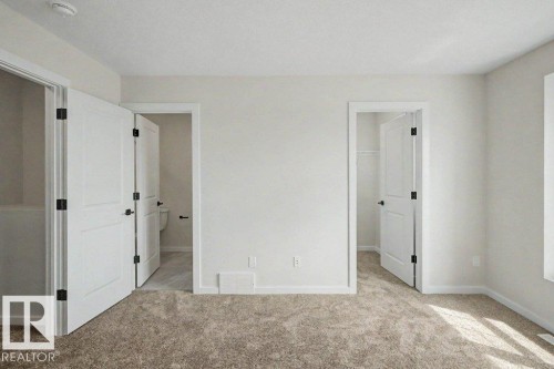 400 Stiles Way, Leduc, AB - Indoor Photo Showing Other Room
