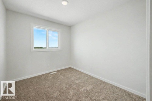 400 Stiles Way, Leduc, AB - Indoor Photo Showing Other Room