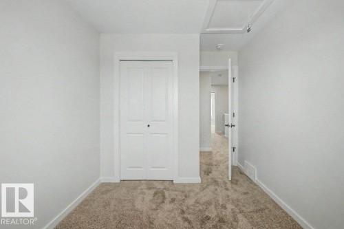 400 Stiles Way, Leduc, AB - Indoor Photo Showing Other Room
