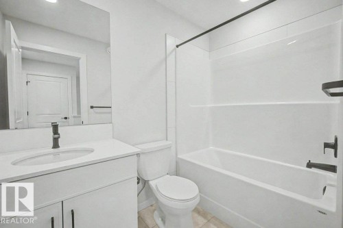 400 Stiles Way, Leduc, AB - Indoor Photo Showing Bathroom