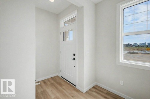 400 Stiles Way, Leduc, AB - Indoor Photo Showing Other Room