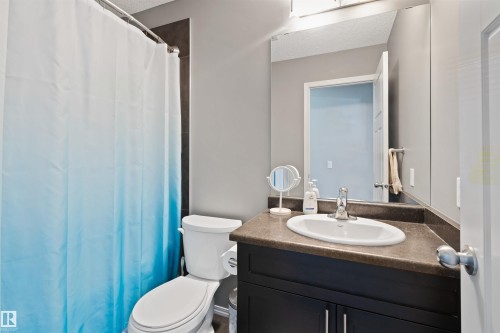 60 Red Tail Way, St. Albert, AB - Indoor Photo Showing Bathroom