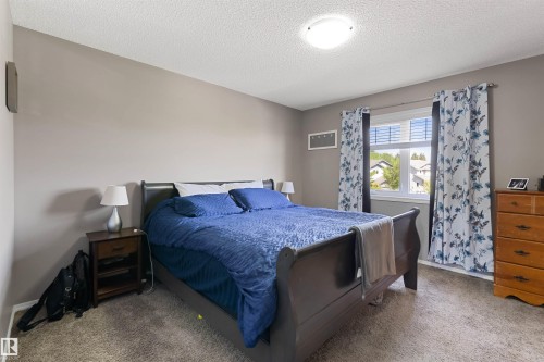 60 Red Tail Way, St. Albert, AB - Indoor Photo Showing Bedroom