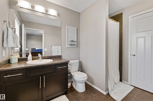 60 Red Tail Way, St. Albert, AB - Indoor Photo Showing Bathroom