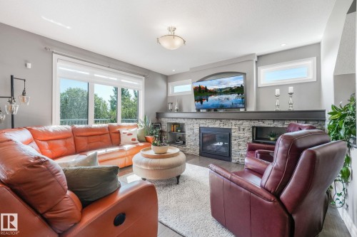 412 Ravine Court, Devon, AB 