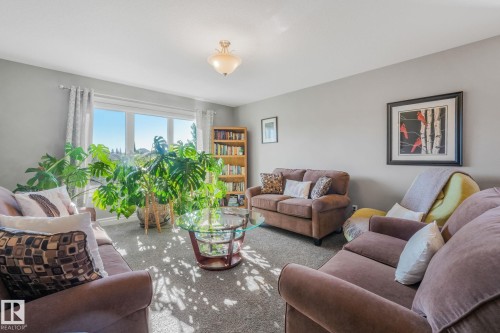 412 Ravine Court, Devon, AB 