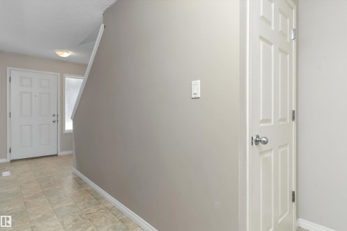 56 130 Hyndman Crescent, Edmonton, AB 