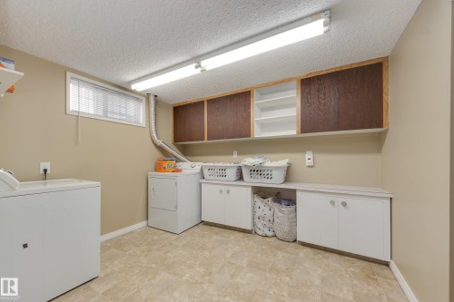 10527 32 Avenue, Edmonton, AB 