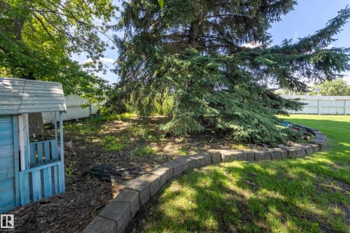 10527 32 Avenue, Edmonton, AB 