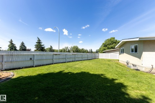 10527 32 Avenue, Edmonton, AB 