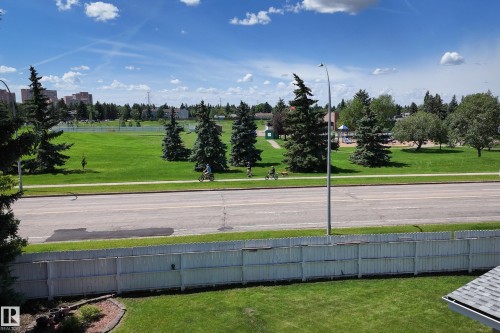10527 32 Avenue, Edmonton, AB 