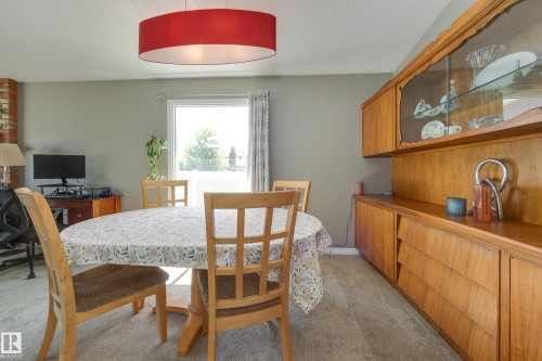 10527 32 Avenue, Edmonton, AB 