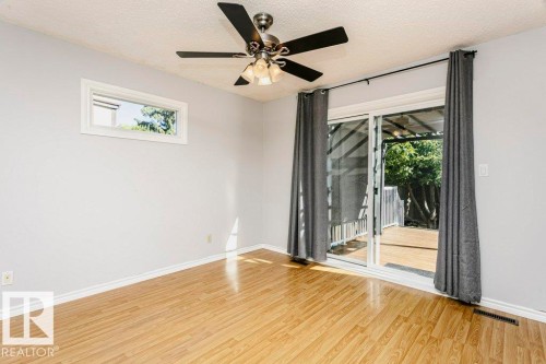 5510 92C Avenue, Edmonton, AB 