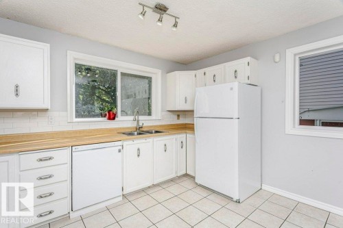 5510 92C Avenue, Edmonton, AB 
