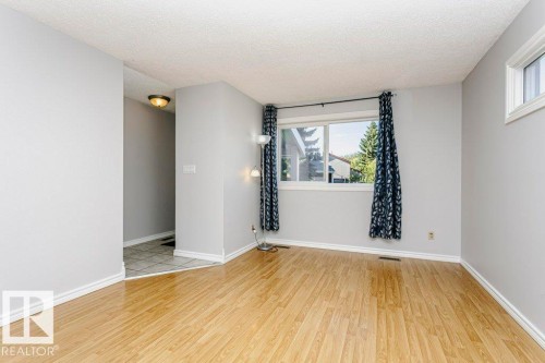 5510 92C Avenue, Edmonton, AB 