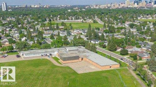 5510 92C Avenue, Edmonton, AB 